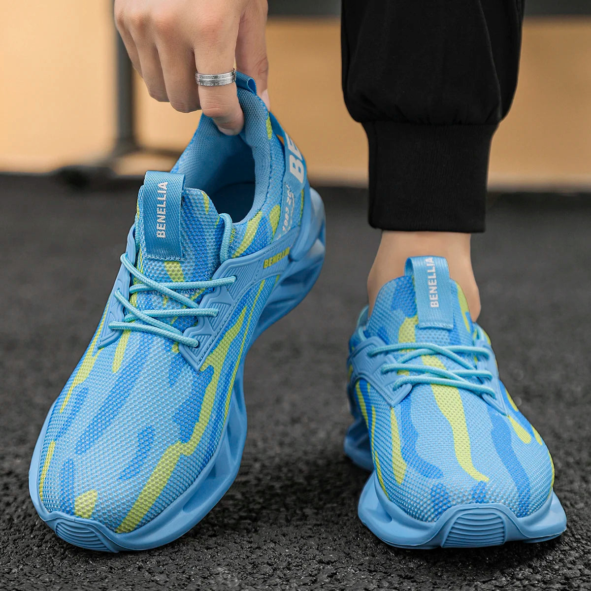 Breathable Unisex Mesh Running Shoes For Daily Sports Training
