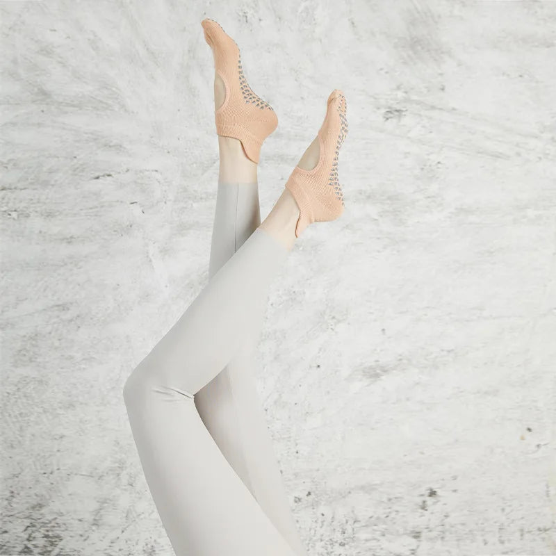 Five Toe Yoga Socks Featuring Cotton Silicone Non Slip Grip
