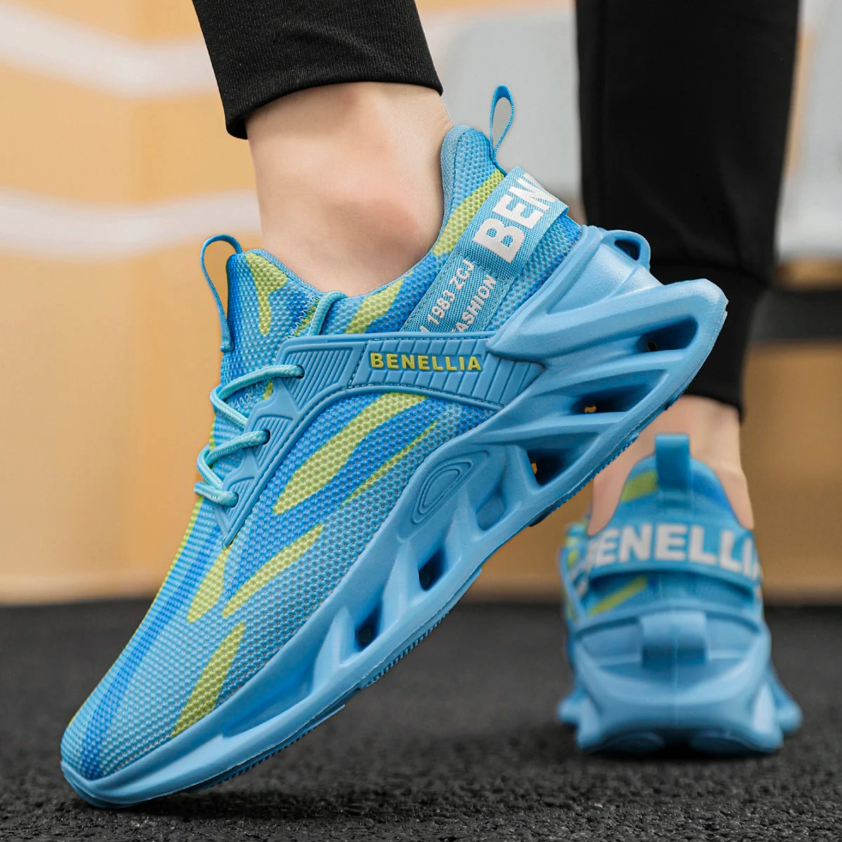 Breathable Unisex Mesh Running Shoes For Daily Sports Training